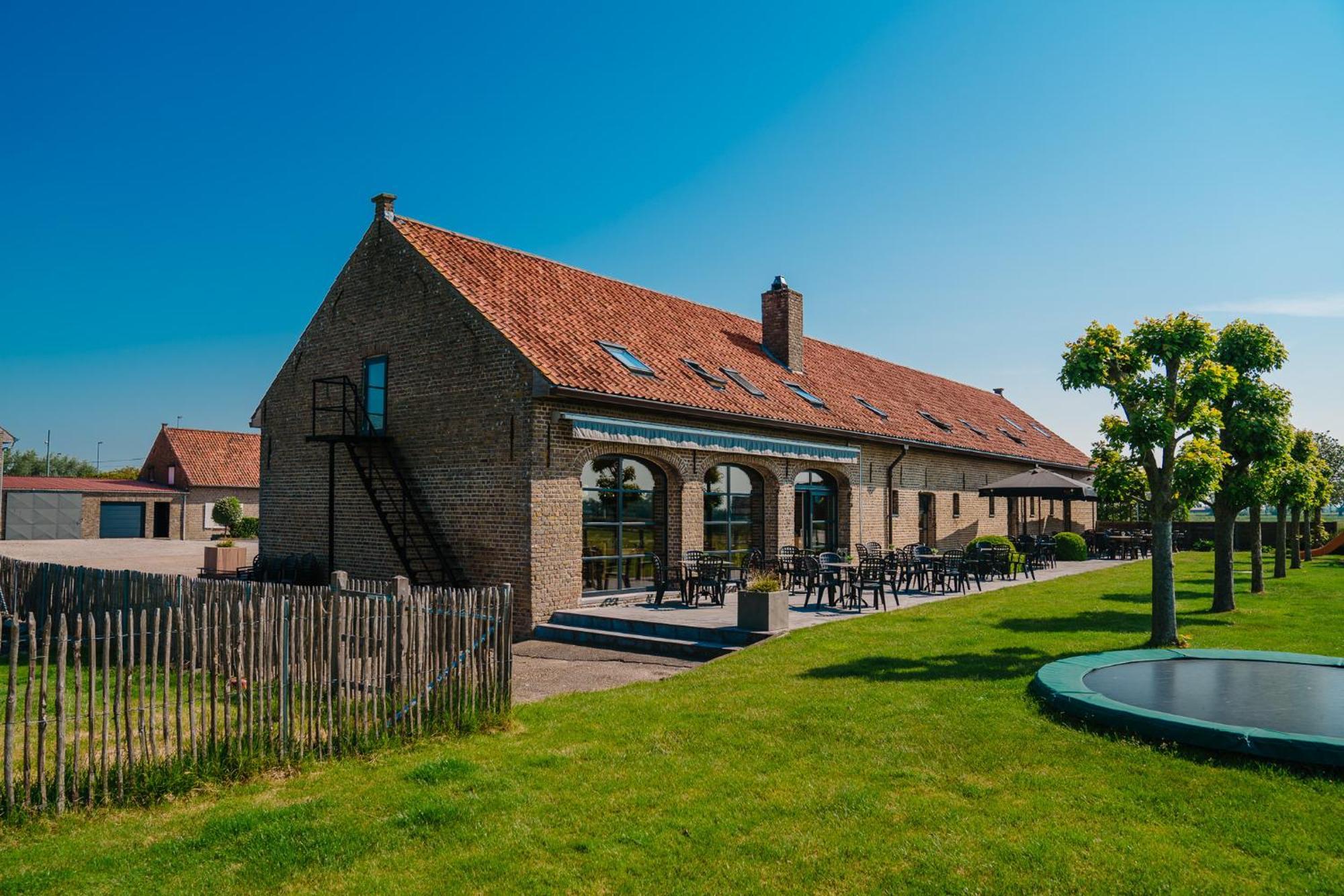Hoevehotel Ter Haeghe Gistel Exterior photo